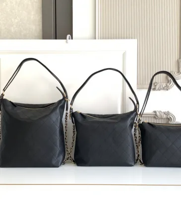 CHANEL Quilted CC GHW Chain Shoulder Bucket Bag Calfskin Leather Black #A50939