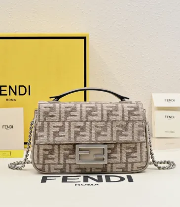 Fendi FF - Patterned Canvas Crossbody Bag With Chain Strap For Timeless Luxury Looks Style Style size:24×14×7cm #A54313