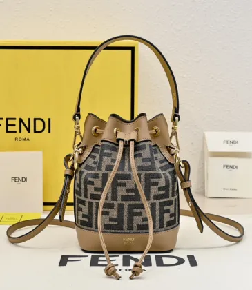 Fendi Roma Bucket Bag With Signature FF Pattern Drawstring Closure And Versatile Straps size:10×12×18cm #A54315