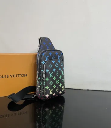 Louis Vuitton Multicolor Bags for Men #A50988
