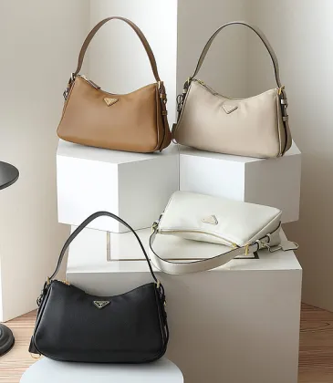 Black Prada Re-edition Saffiano Leather  Bag size:31×18×10cm #A53926