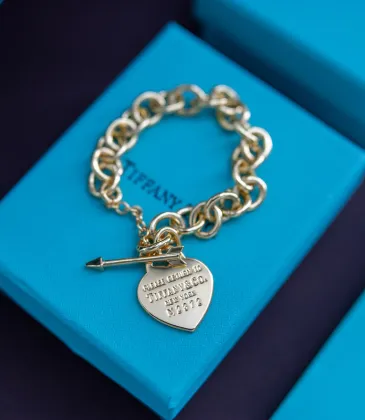 Tiffany Classic Heart Pendant Bracelet   Women's Toggle &amp; Link Styles #A52306