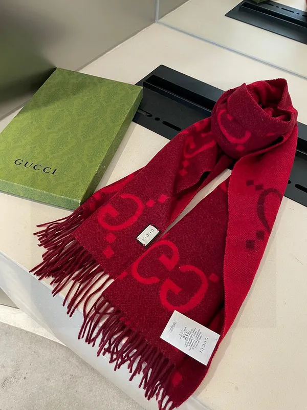 Gucci AAA Scarf #A30370