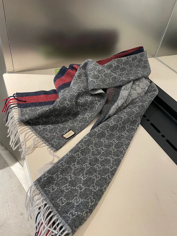 Gucci AAA Scarf #A30371