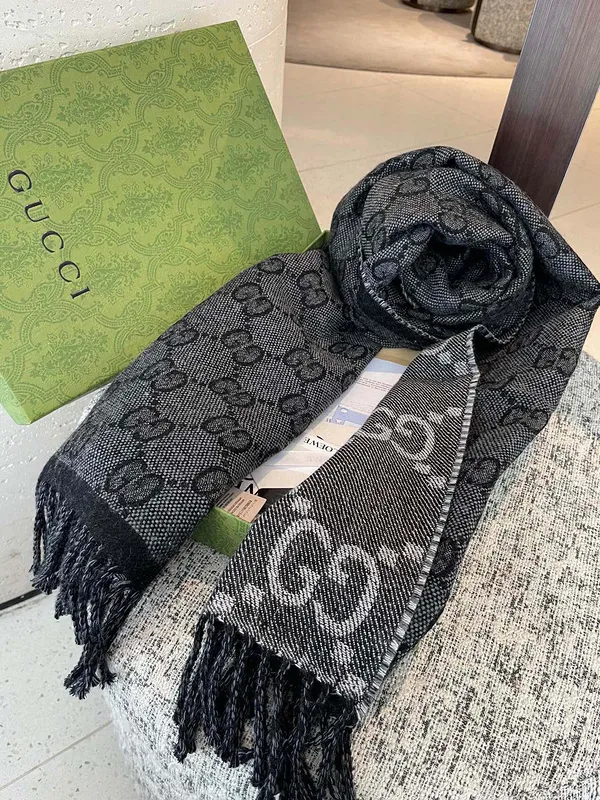 Gucci AAA Scarf #A30374