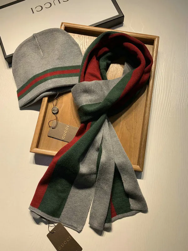 Gucci Wool knitted Scarf and cap #999909608