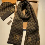 Louis Vuitton Wool knitted Scarf and cap #999909592
