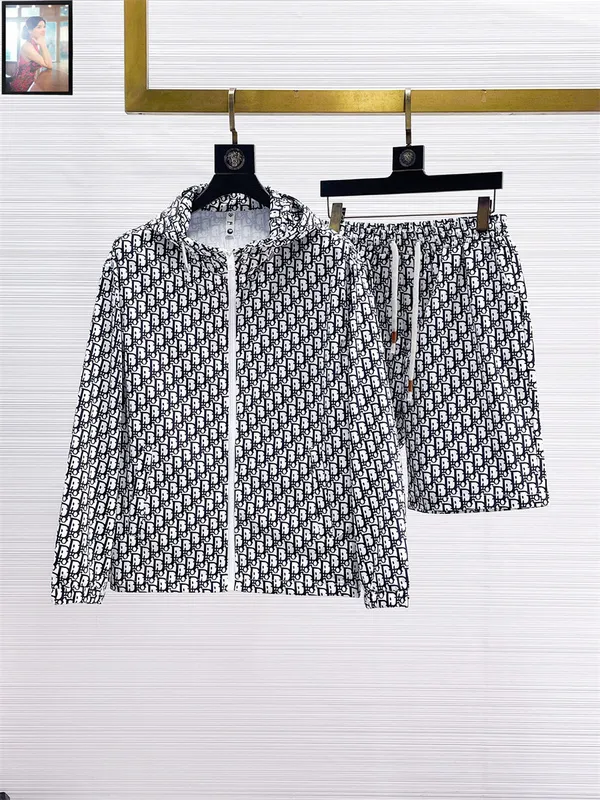 Dior tracksuits for Dior Short Tracksuits for men #A36974