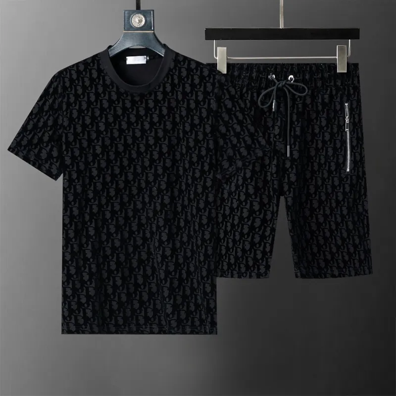 Dior tracksuits for Dior Short Tracksuits for men #A46139