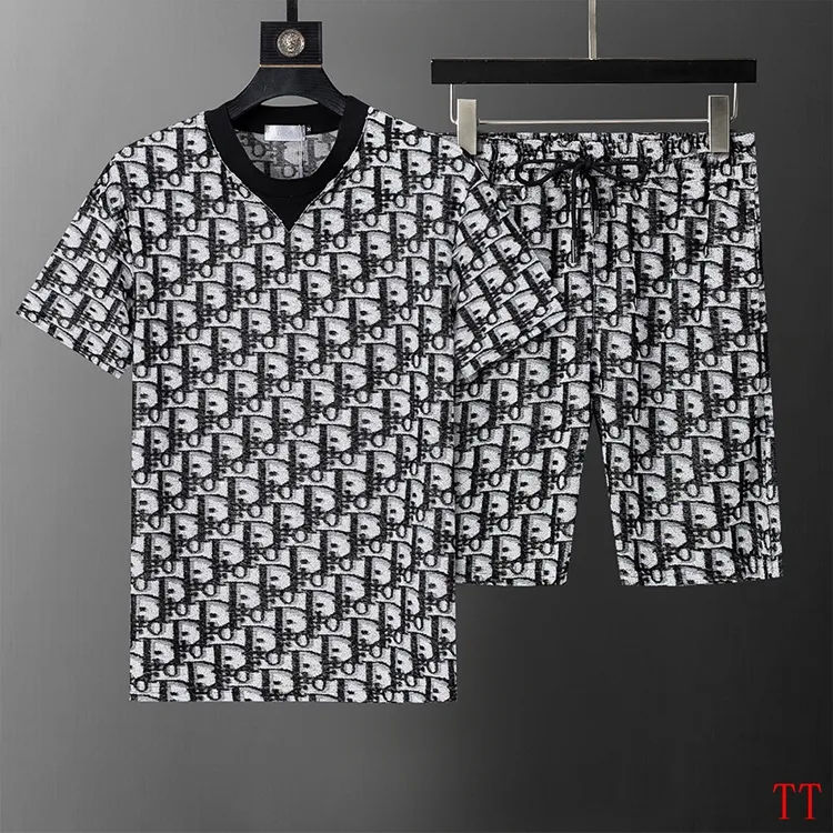Dior tracksuits for Dior Short Tracksuits for men #A49652