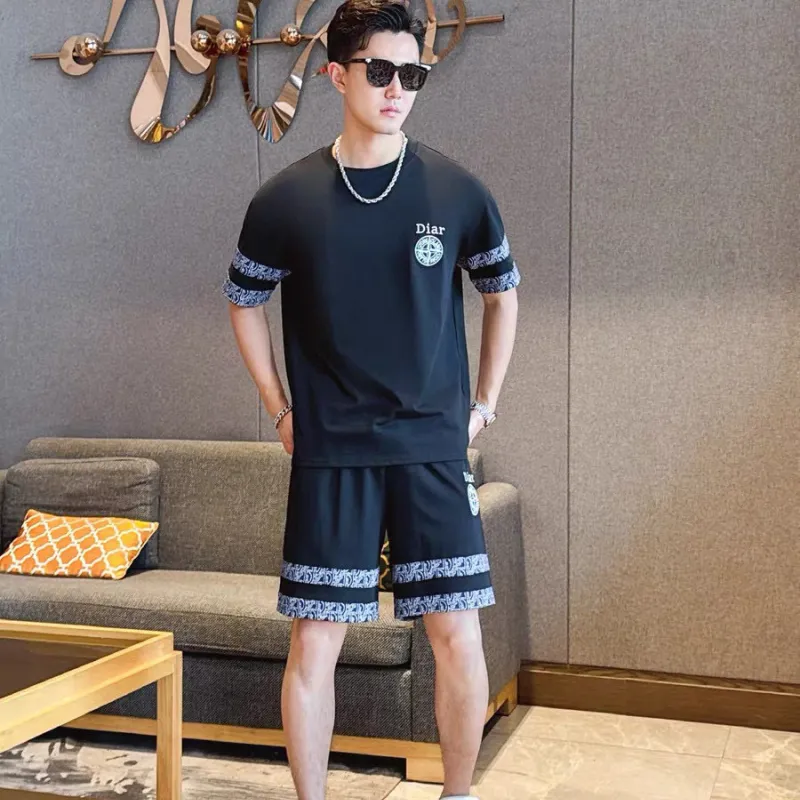 Dior tracksuits for Dior Short Tracksuits for men #A52573