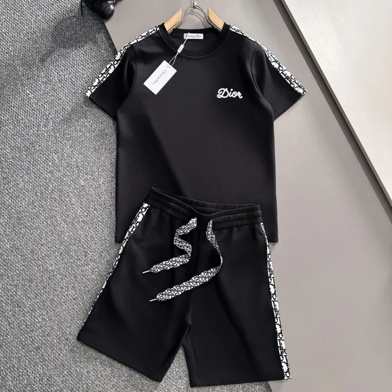 Dior tracksuits for Dior Short Tracksuits for men #A53397