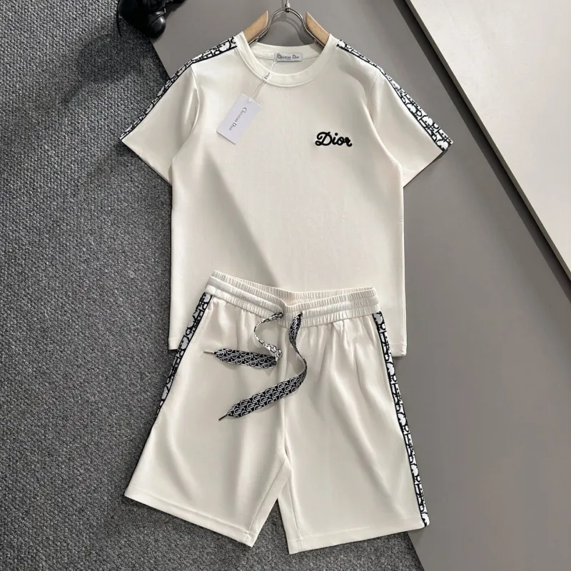 Dior tracksuits for Dior Short Tracksuits for men #A53398