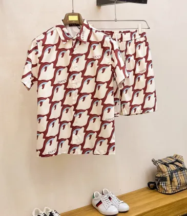 Gucci Tracksuits for Gucci short tracksuits for men #A52238