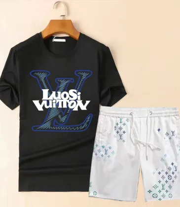 Louis Vuitton tracksuits for Louis Vuitton short tracksuits for men #A53093