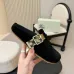 Unisex Burberry Slippers: Checked Luxury &amp; Comfort for Both Men and Women #A54197