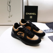 Chanel shoes for Women's Chanel Sneakers #9125986