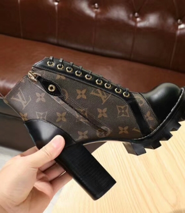 Louis Vuitton 9.5cm heel boots for women #875201